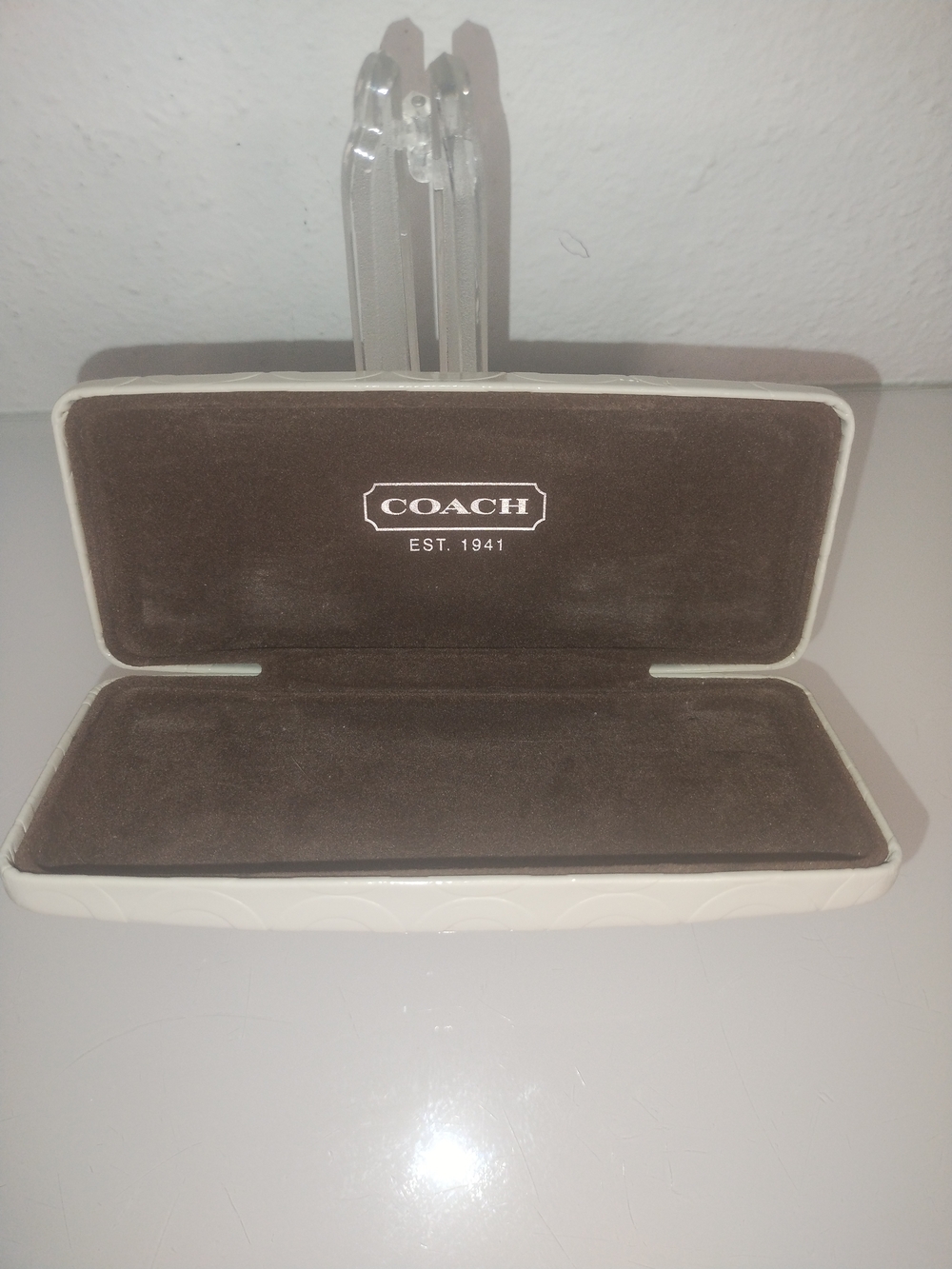 Bundle 3🎉Items $10-Coach Cream Eyewear Case with Brown Interior